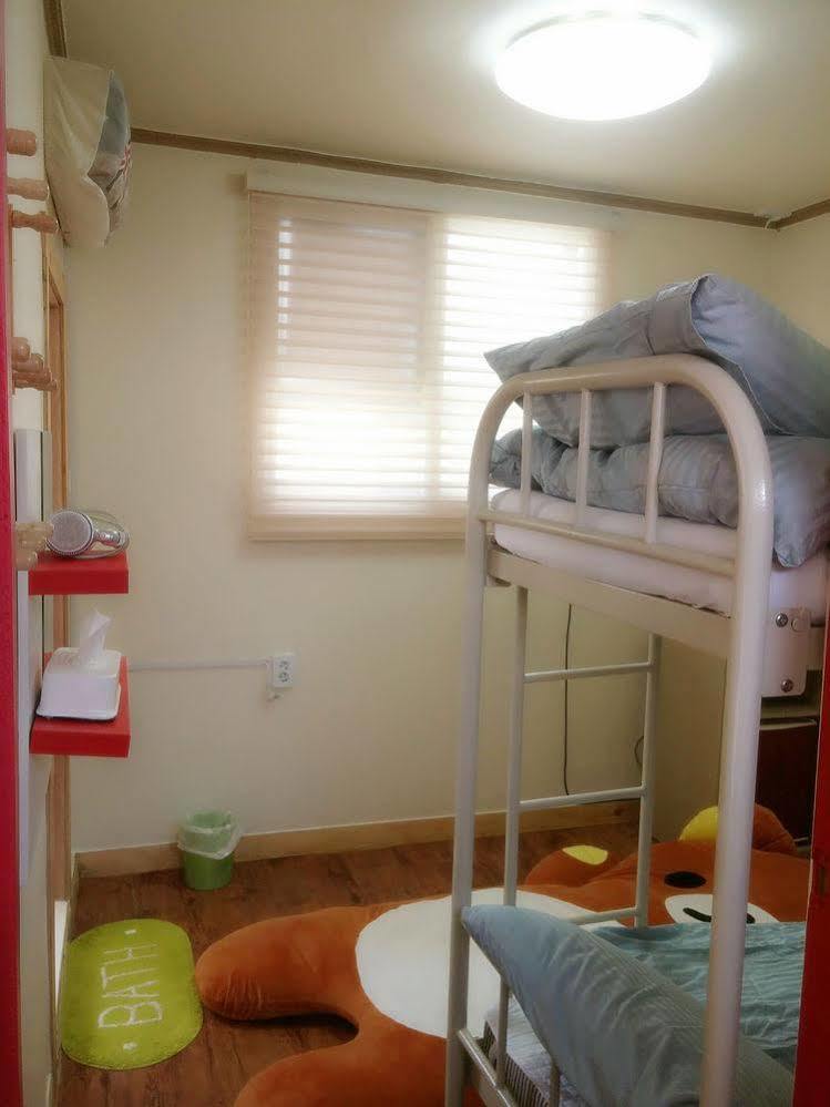 Naru Hostel Korea Сеул Экстерьер фото